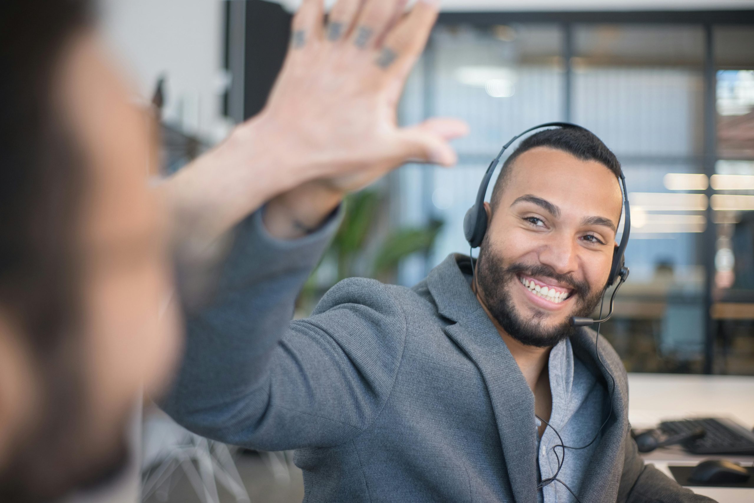 How to Outsource Call Center Services Effectively